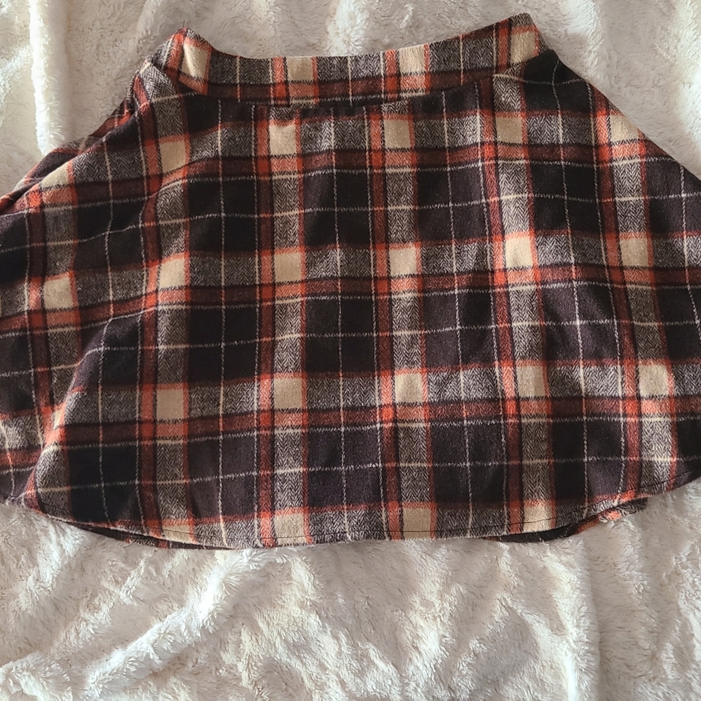 plad circle skirt